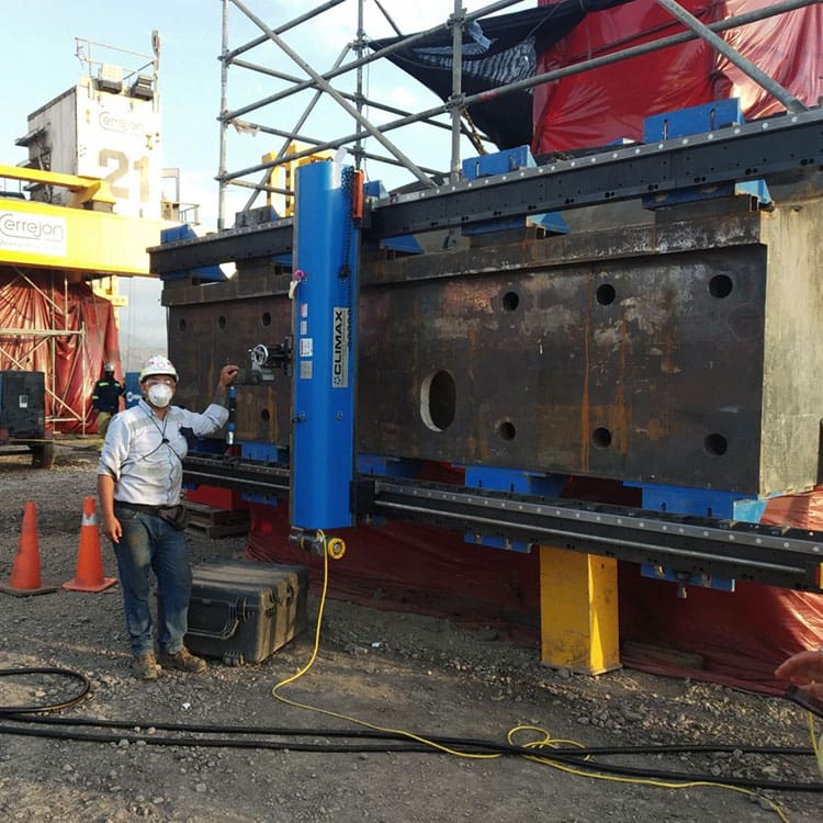 CLIMAX LM6200 lineaire/portalfreesmachine, reparatie van graafmachinecarrosserieën